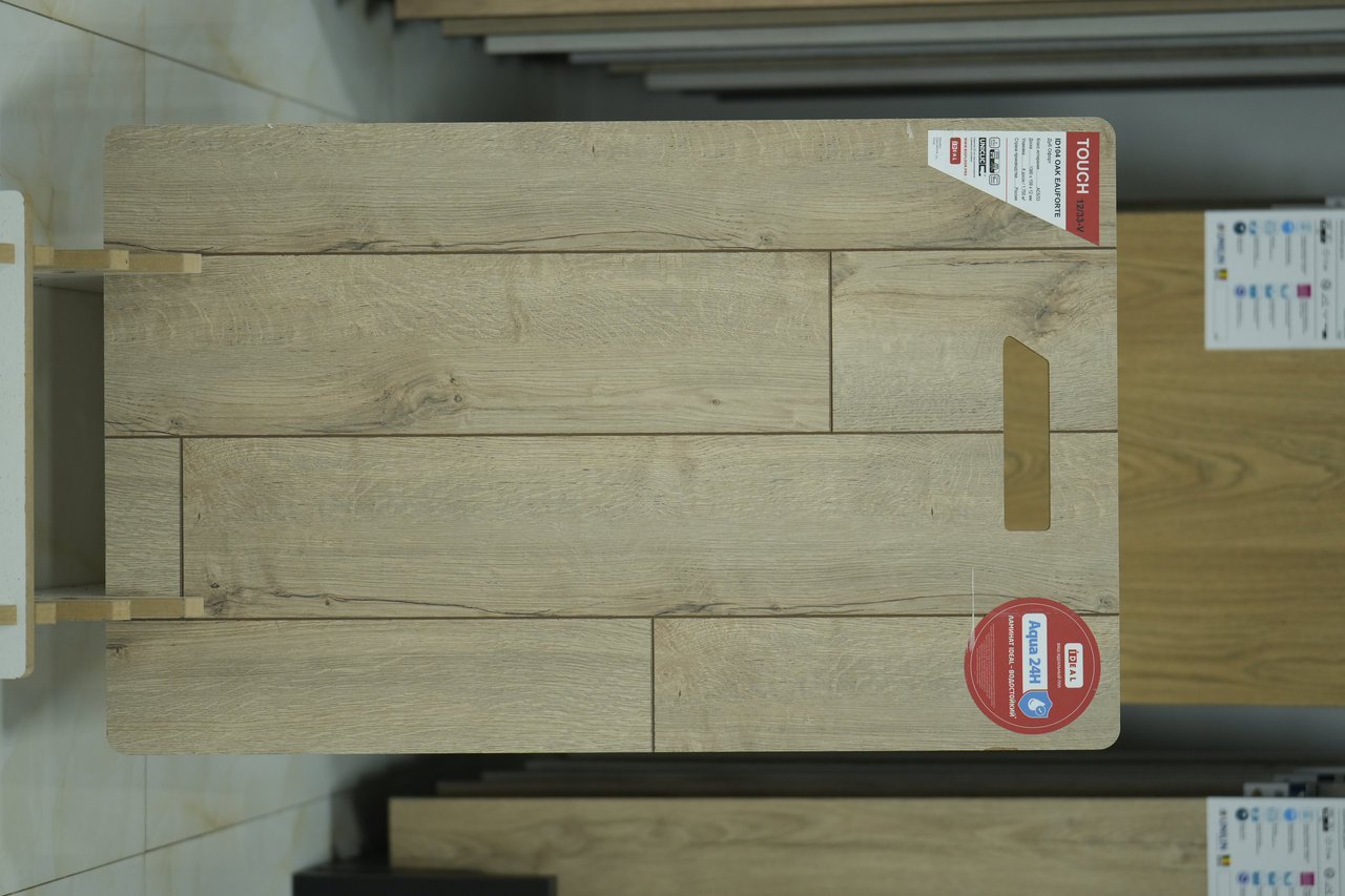 ID104 OAK EAUFORTE Дуб Офорт